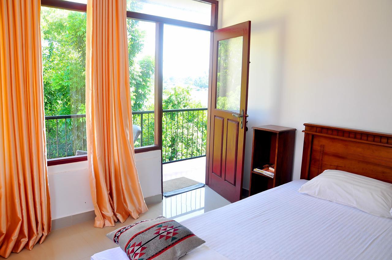 Little Swan Guest House Bentota Ngoại thất bức ảnh